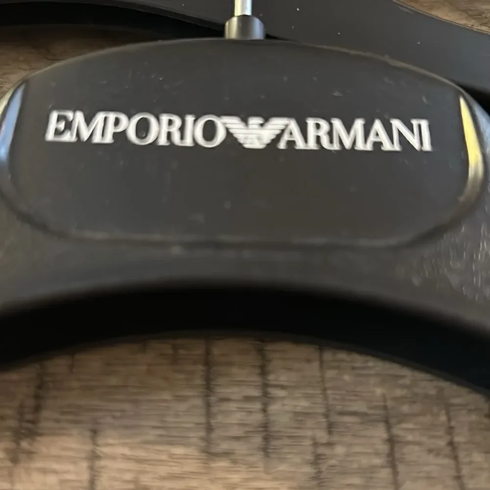 Emporio Armani Shirt 👚 & Sweater Hangars (1 w/ velvet) Set of 4 Get Organized.
